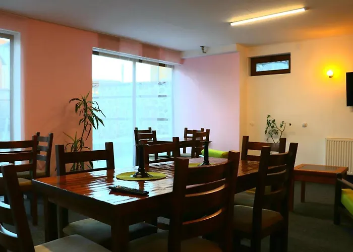 Отель Family Lili