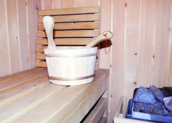 Отель Family Lili 3*