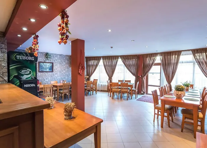 Отель Family Lili